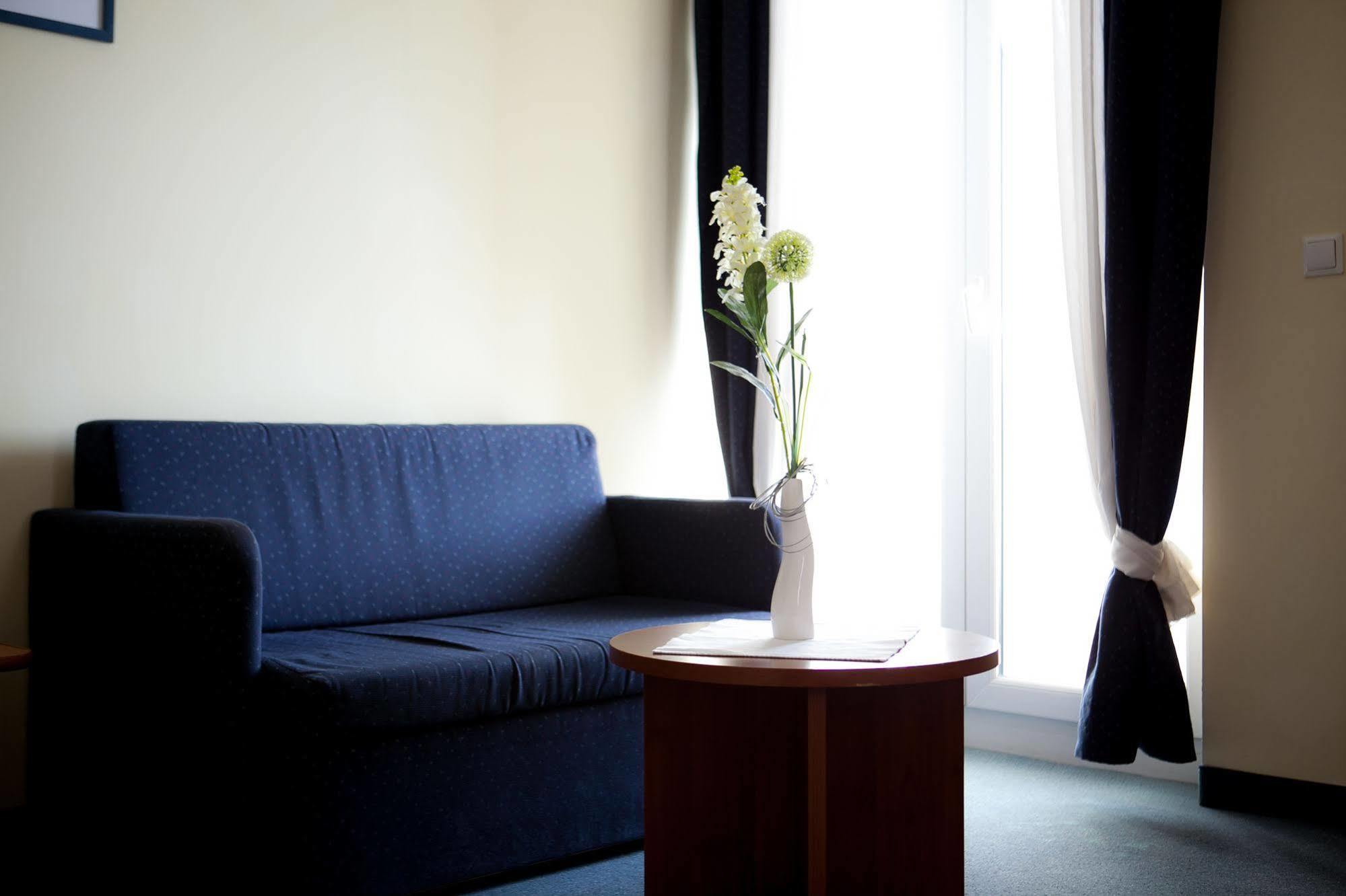 Hotel Arcus Residence เมดูลิน ภายนอก รูปภาพ