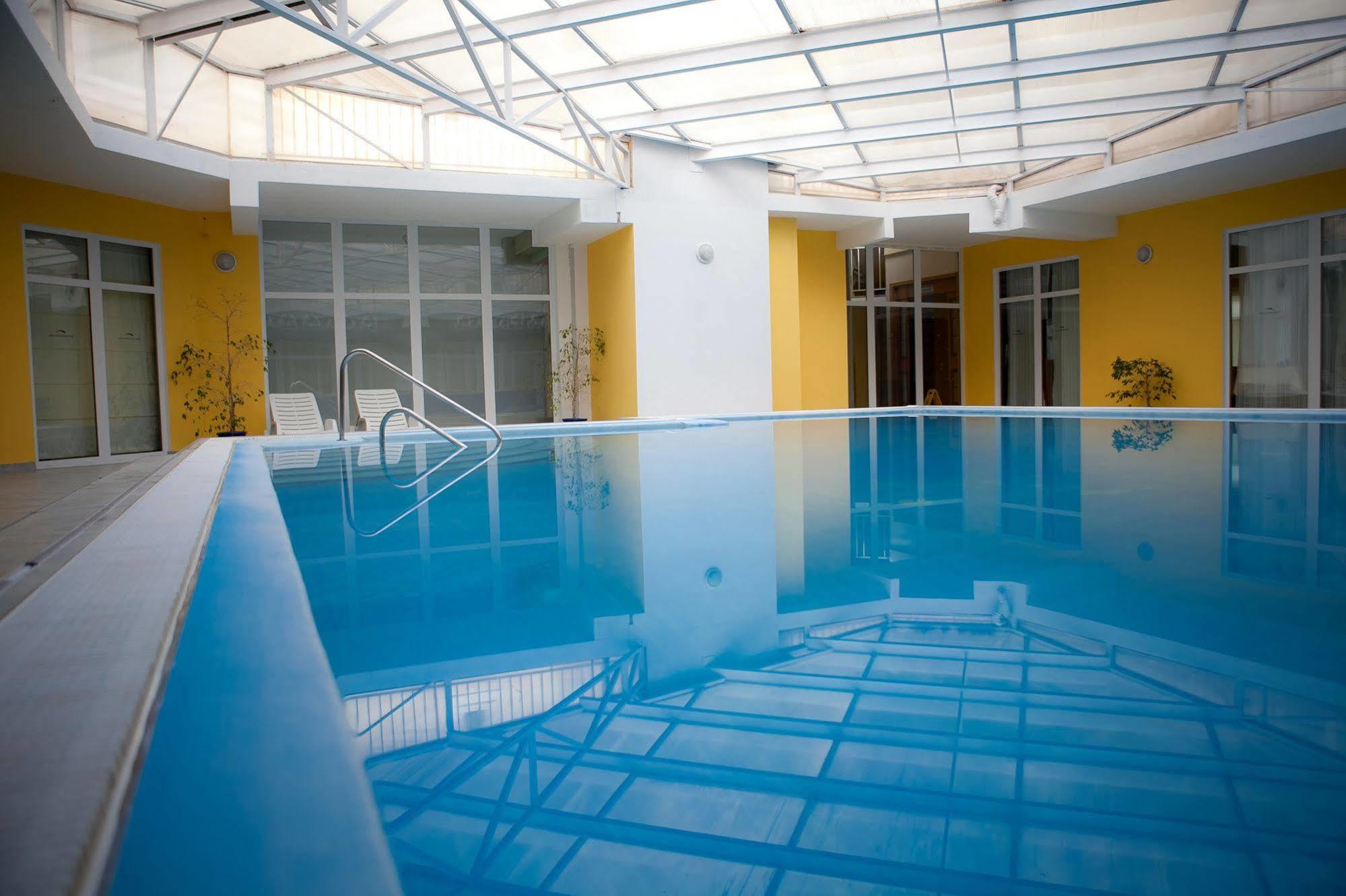 Hotel Arcus Residence เมดูลิน ภายนอก รูปภาพ